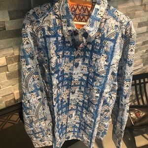 Men’s dress shirt -